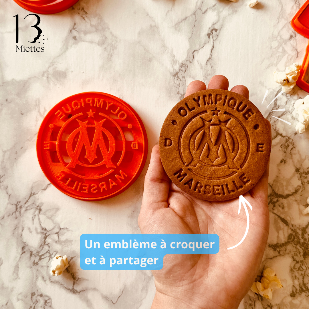 Kit emporte-pièces Olympique de Marseille personnalisé – 3 emporte-pièces dont 1 personnalisé + boîte cadeau OM