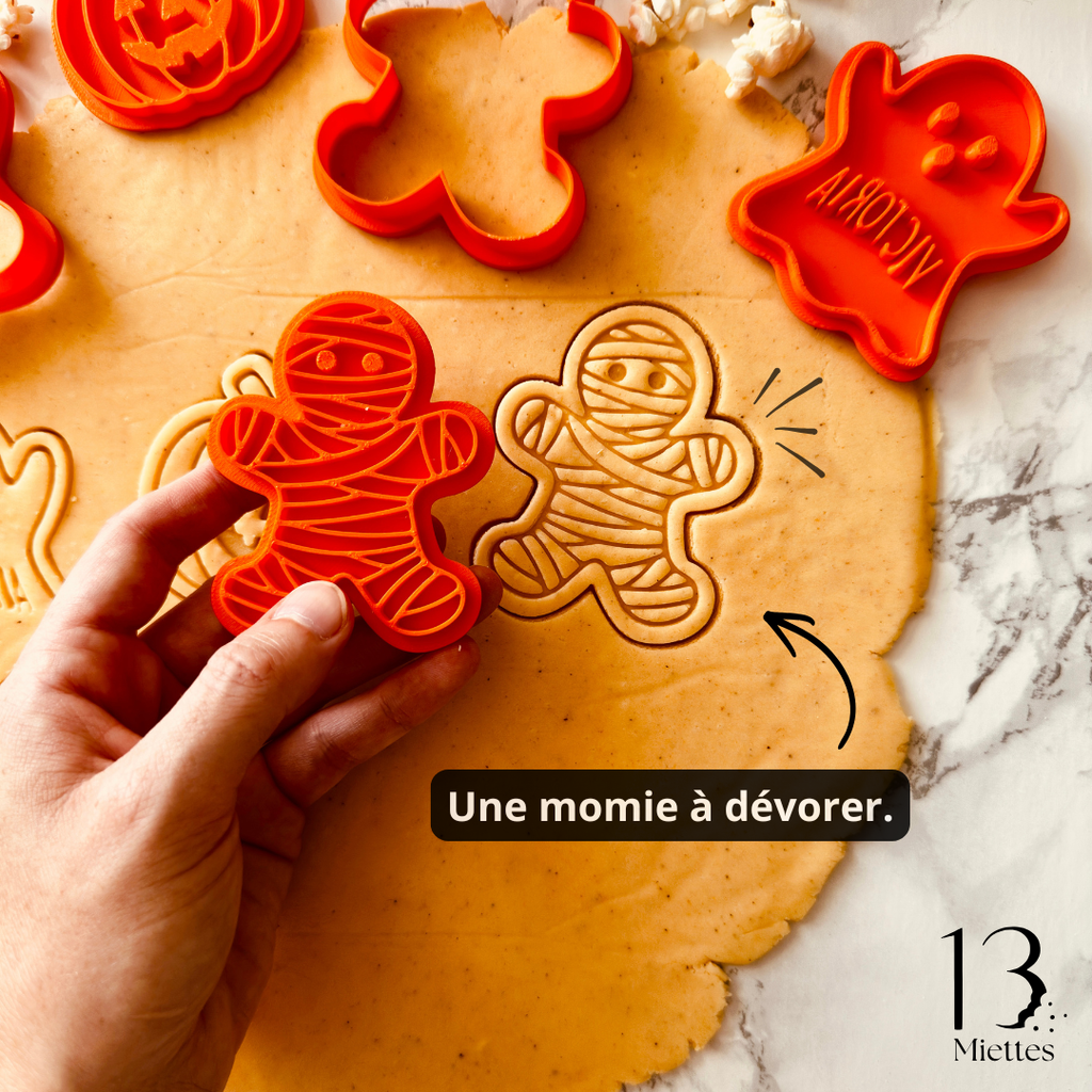Kit d'emporte-pièces Halloween avec boîte personnalisée.