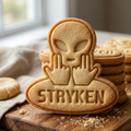 Emporte-pièce Alien Personnalisé avec Prénom – Biscuit Enfant – Style Rap Français / Culture Urbaine – Découpoir Pâtisserie 3D