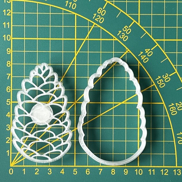 Emporte-pièce Pomme de Pin – Pour des biscuits d’hiver naturels et élégants