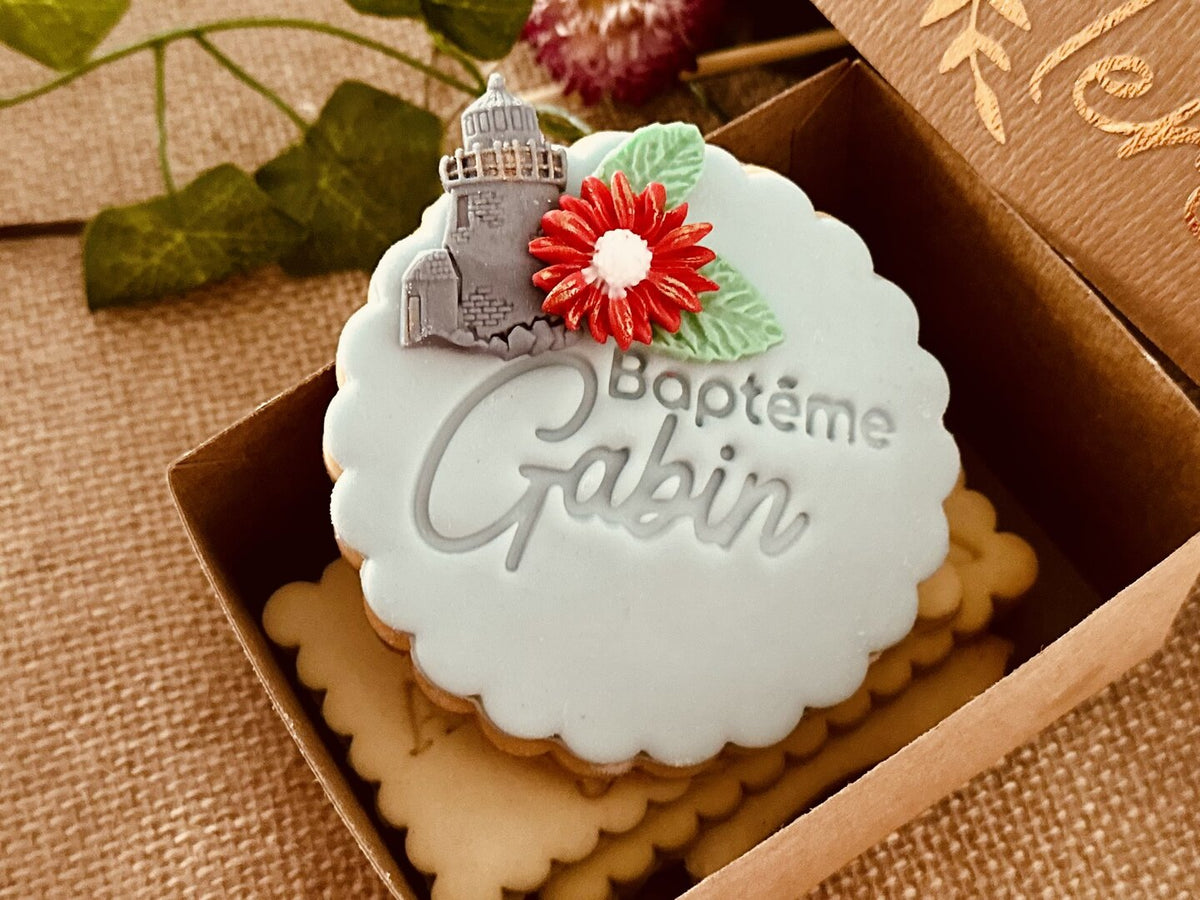 Emporte-pièce baptême personnalisé cadeaux invités biscuits personnalisés