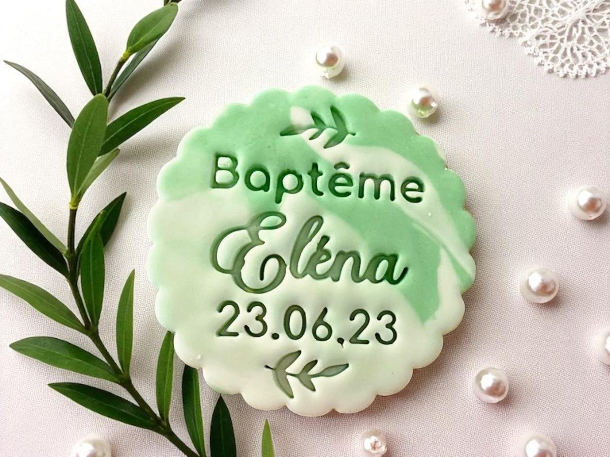 Emporte-pièce Baptême personnalisé cadeaux invités biscuits personnalisés eliso
