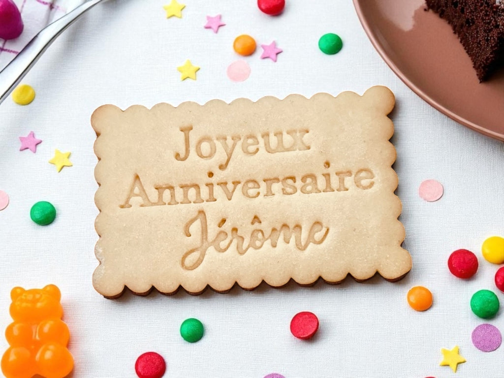 Emporte-pièce joyeux anniversaire personnalisé